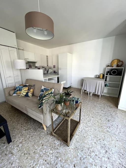 Appt 2 Pers, Proche Place De La Comedie, Wifi Montpellier Exterior foto